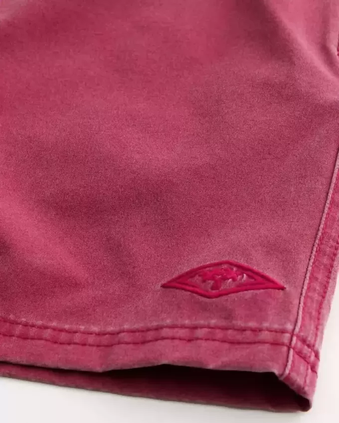 Trunchi de baie pentru volei la mijlocul coapsei Trunchi de baie pentru volei la mijlocul coapsei